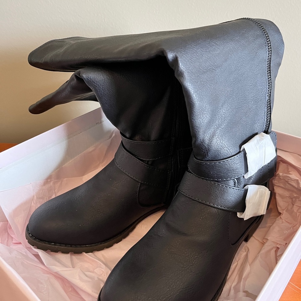 Women's Navy Boots